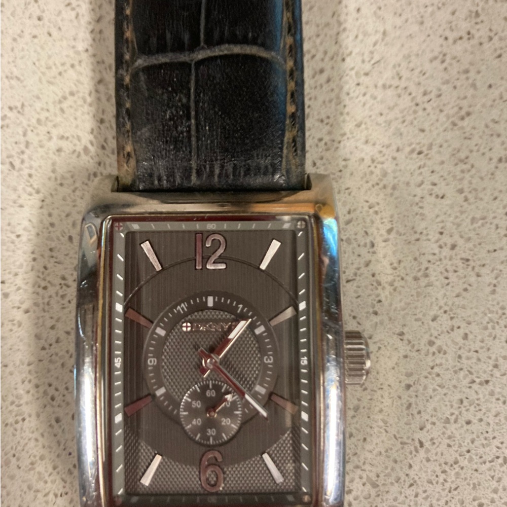 Watch DKNY Fossil
